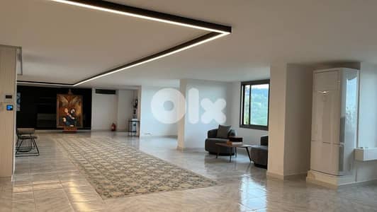 مكتب فخم للبيع في المنصورية OPEN SPACE Office for sale in Mansourieh