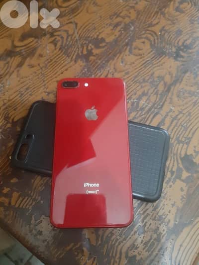 iphone 8plus/256gb/ لا يوجد أعطال/مغيرة شاشة فقط/بطارية ١٠٠