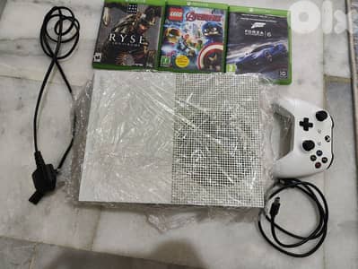 Xbox one s with 3 games