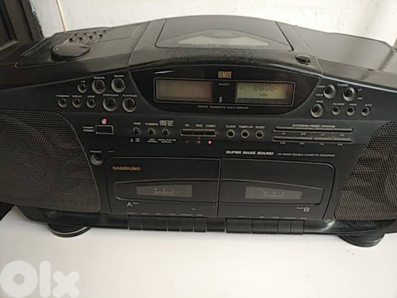 Vintage Samsung portable boombox stereo system - Not Negotiable 1