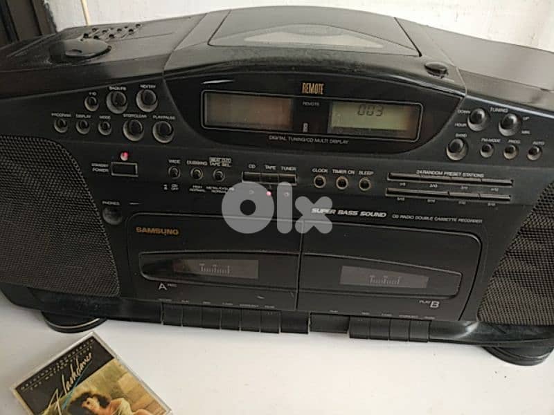 Vintage Samsung portable boombox stereo system - Not Negotiable 2