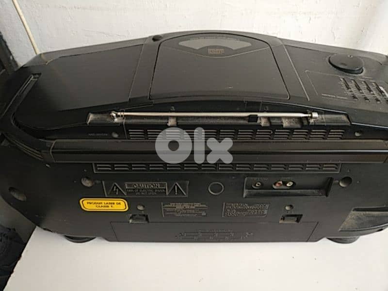Vintage Samsung portable boombox stereo system - Not Negotiable 3