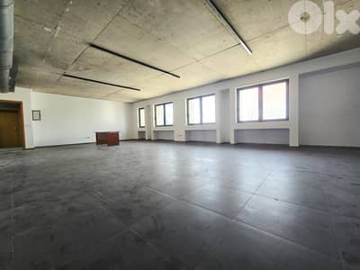 RAO26-5017 Office 125 sqm for Rent – Mar Mikhael