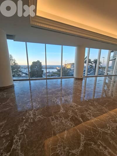 Spacious Apartment (600sqm) for Sale in Downtown