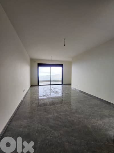 160 SQM Apartment in Bikfaya (Bhorsaf) + Mountain and Sea View