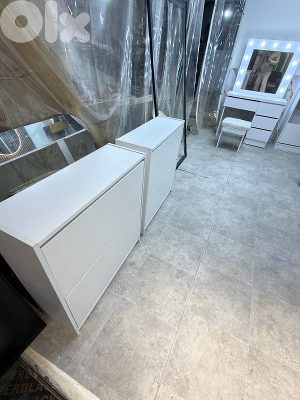 shoe organizer 50$ 2