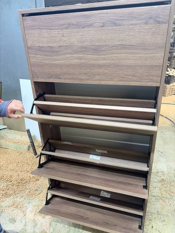 shoe organizer 50$ 5