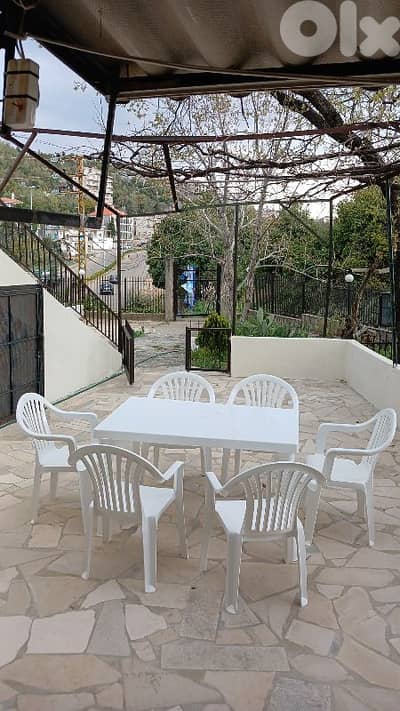 Apartment in Achkout for rent