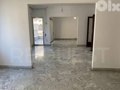 Apartment For Rent in Achrafieh شقة للايجار في الأشرفية