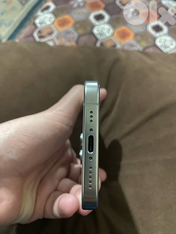 16 pro 256gb Changed original screen 2