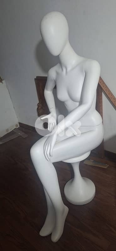 White women mannequin