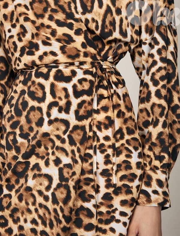 NEW DRESS NEVER USED 7