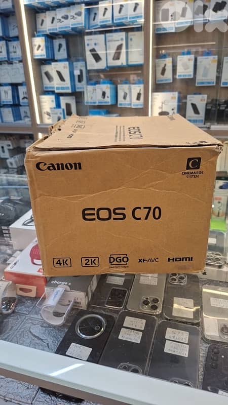 Canon Cinema Camera EOS C70 1