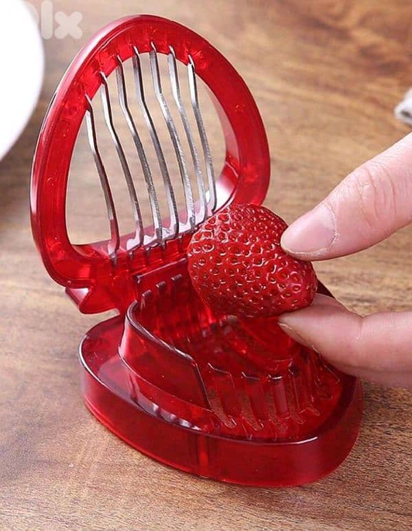 strawberry and eggs slicer 1