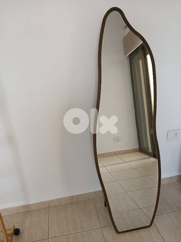 standing mirror 1