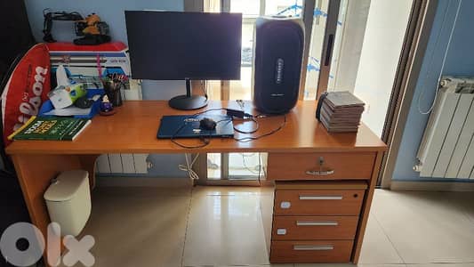 Wood office table مكتب خشب