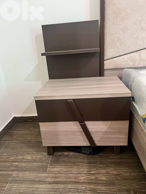 Bedroom / غرفة نوم 8