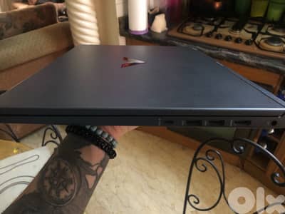 Very Clean Gaming laptop