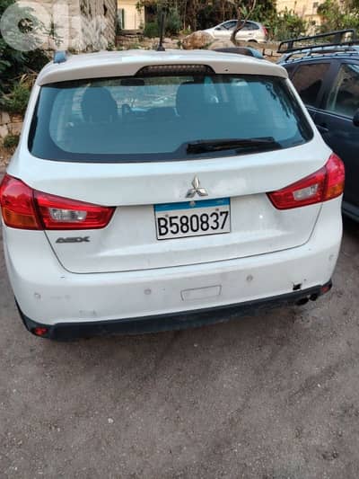 Mitsubishi Outlander 2015