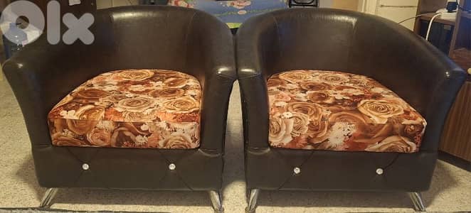 كنباية كبيرة و ٢ صغار