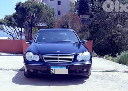 Mercedes-Benz C-Class 2005