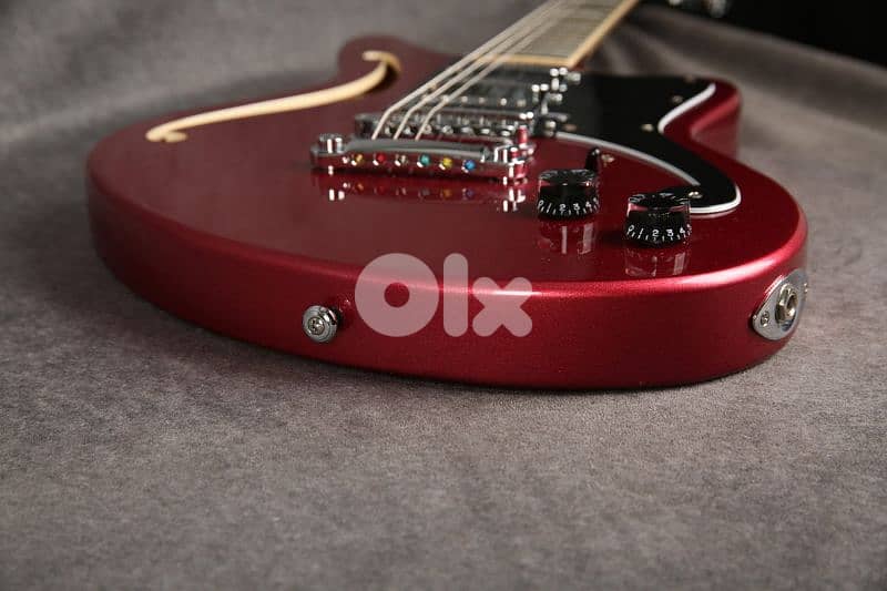 Dangelico Bedford Guitar 6