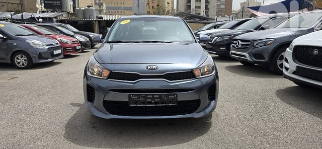 Kia Rio 2018 company source  f . o ABS AIRBAG Like new