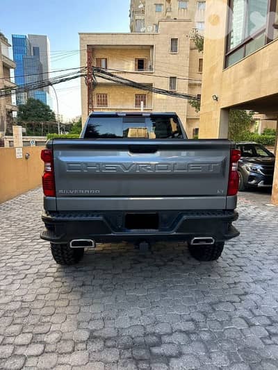 شيفروليه سلفرادو 2022