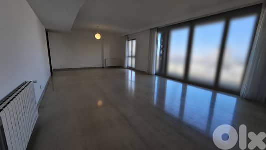 Spacious Place Pasteur apartment for Rent | Prime