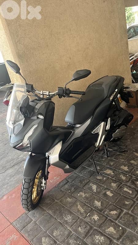 Honda Adv 150 2