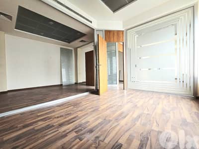 RAO26-5022 Office 100 m² for Rent – Downtown (Renovated)
