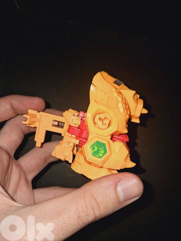 B-Daman Crossfire yellow Rino 1