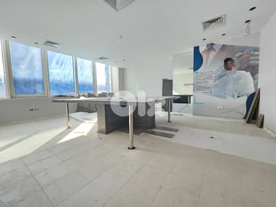 RAO26-5026 Office 215 m² for Sale – Verdun (Commercial Building)