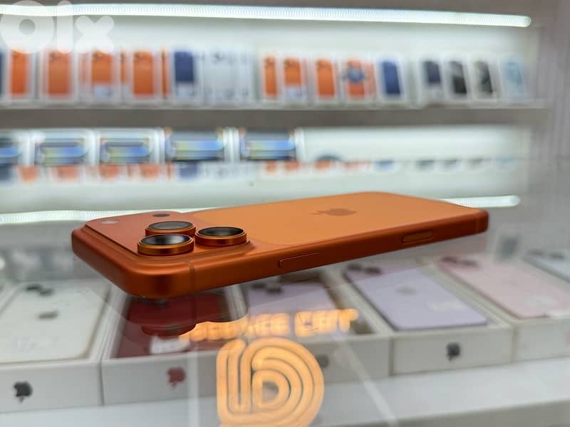 IPhone 17 pro max 256 No custom ( bala jomrok) in excellent condition 2