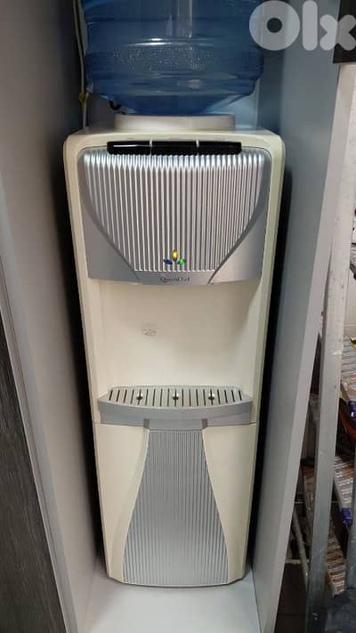 QueenChef  water dispenser