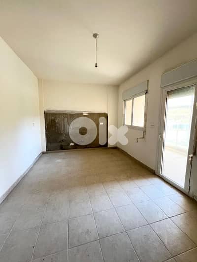 Brand new apartment for sale in Aamchit jbeil