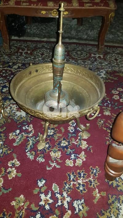 منقل فحم وبريق مميز