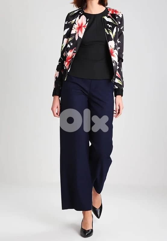 HUGO ORIGINAL NEW BOMBER 4