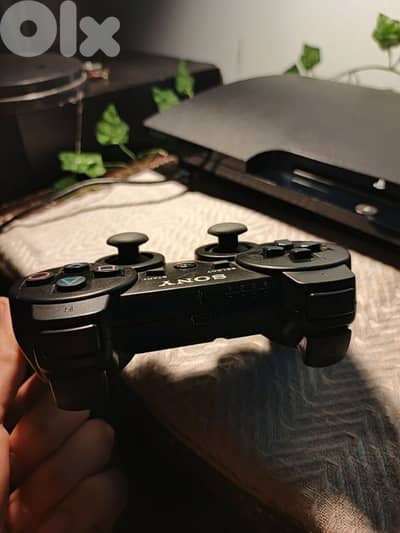 ps3 500gb with one controller مهكر unlimited game علي اكبر مكتبة العاب