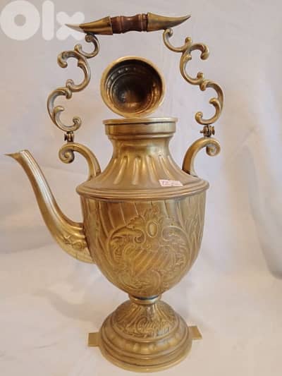 إبريق أنتيك نحاس حجم كبير نقش مميز