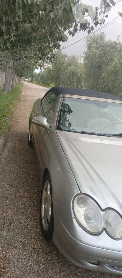 Mercedes-Benz CLK-Class 2005 320
