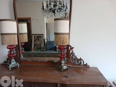 vintage antique-style table lamps