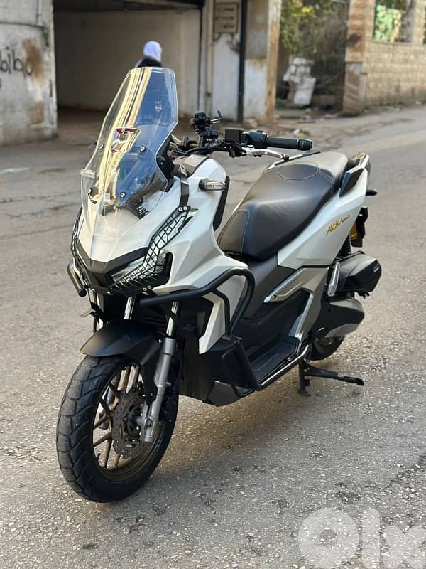honda adv 160cc 6