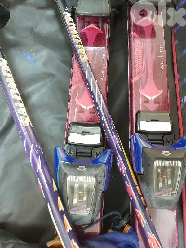 SALOMON EVOLUTION 8 + POLES + GLOVES + SALOMON CLUB CASE 5