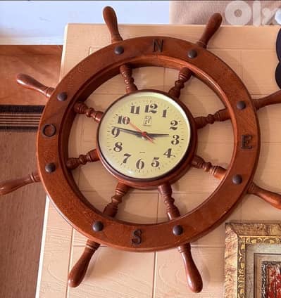 ساعة حيط سوبر مرتبة