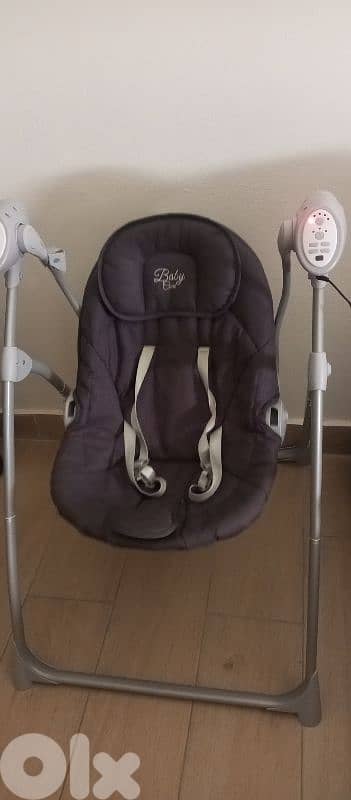 Baby swing