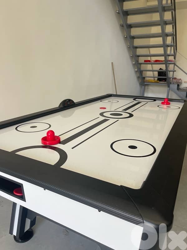 Air Hockey table 7ft 3