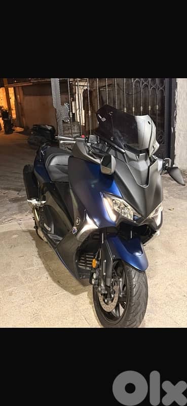 TMAX DX FULL MALLOSSI 3