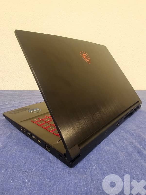msi gaming laptop like new condition 2
