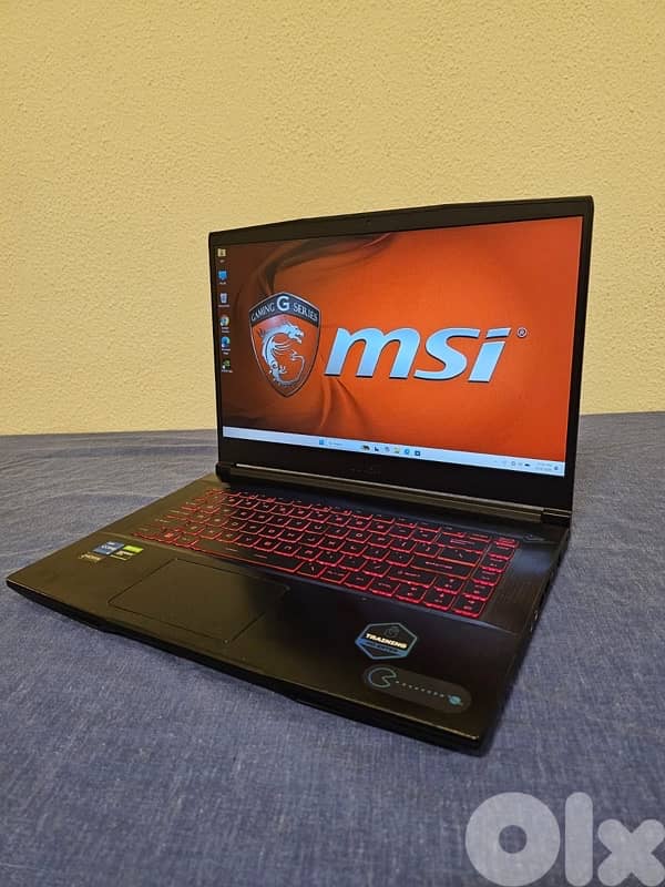 msi gaming laptop like new condition 3